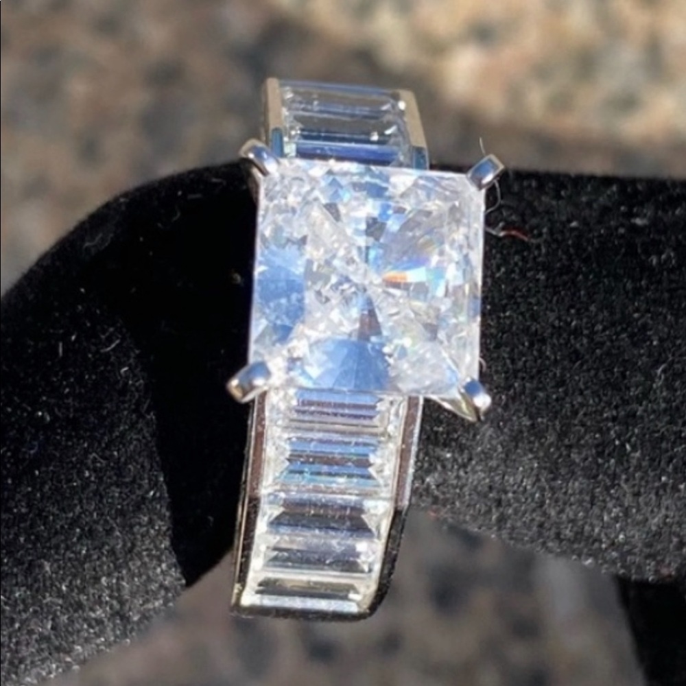 🔥VICTORIA WIECK SQUARE & BAGUETTE STERLING RING🔥